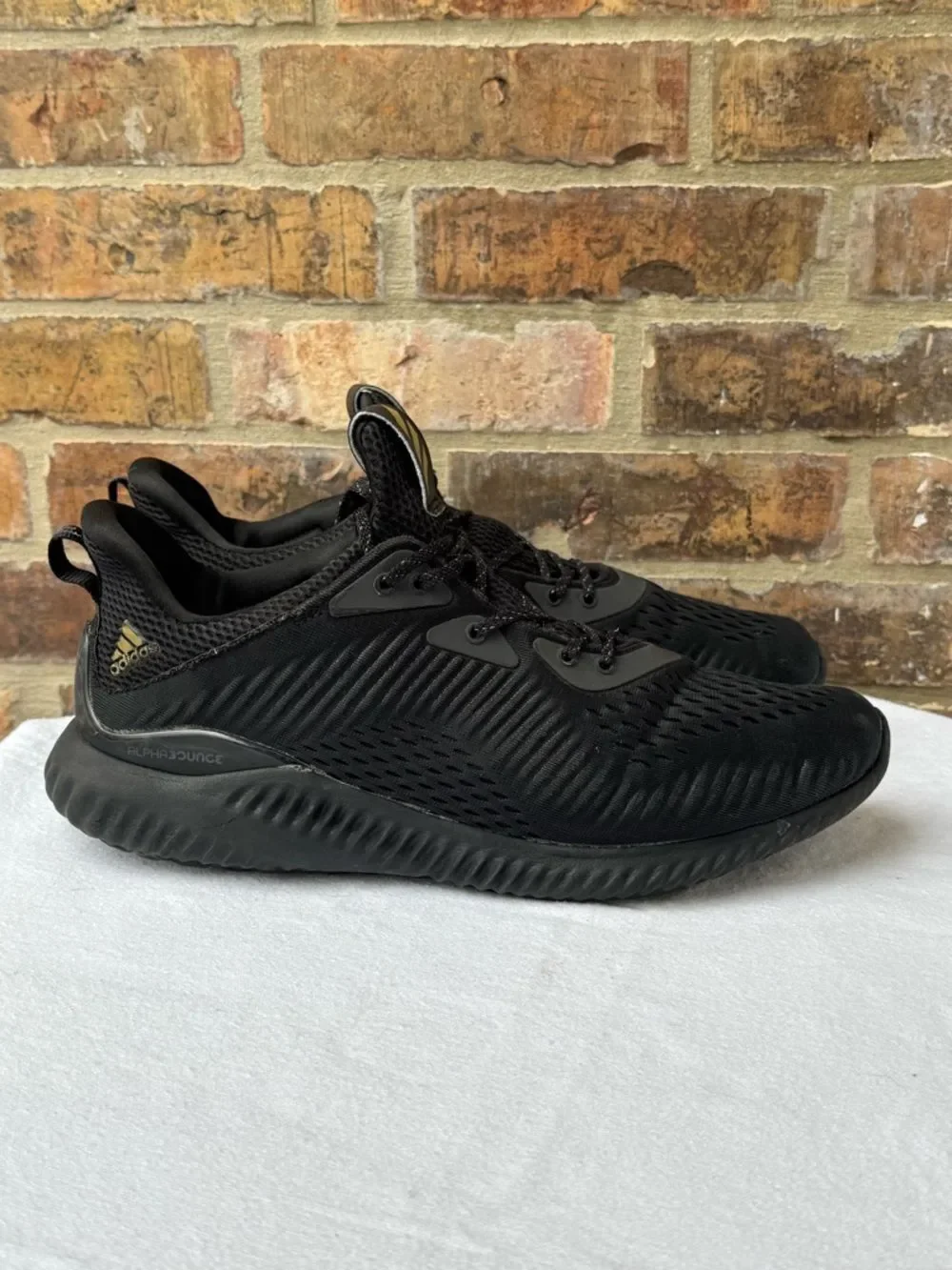 adidas alphabounce core